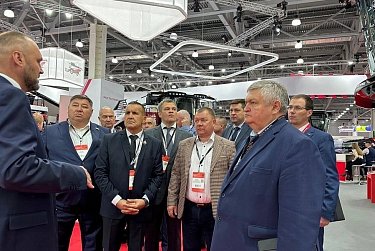 Парламентарии на «Золотой осени»